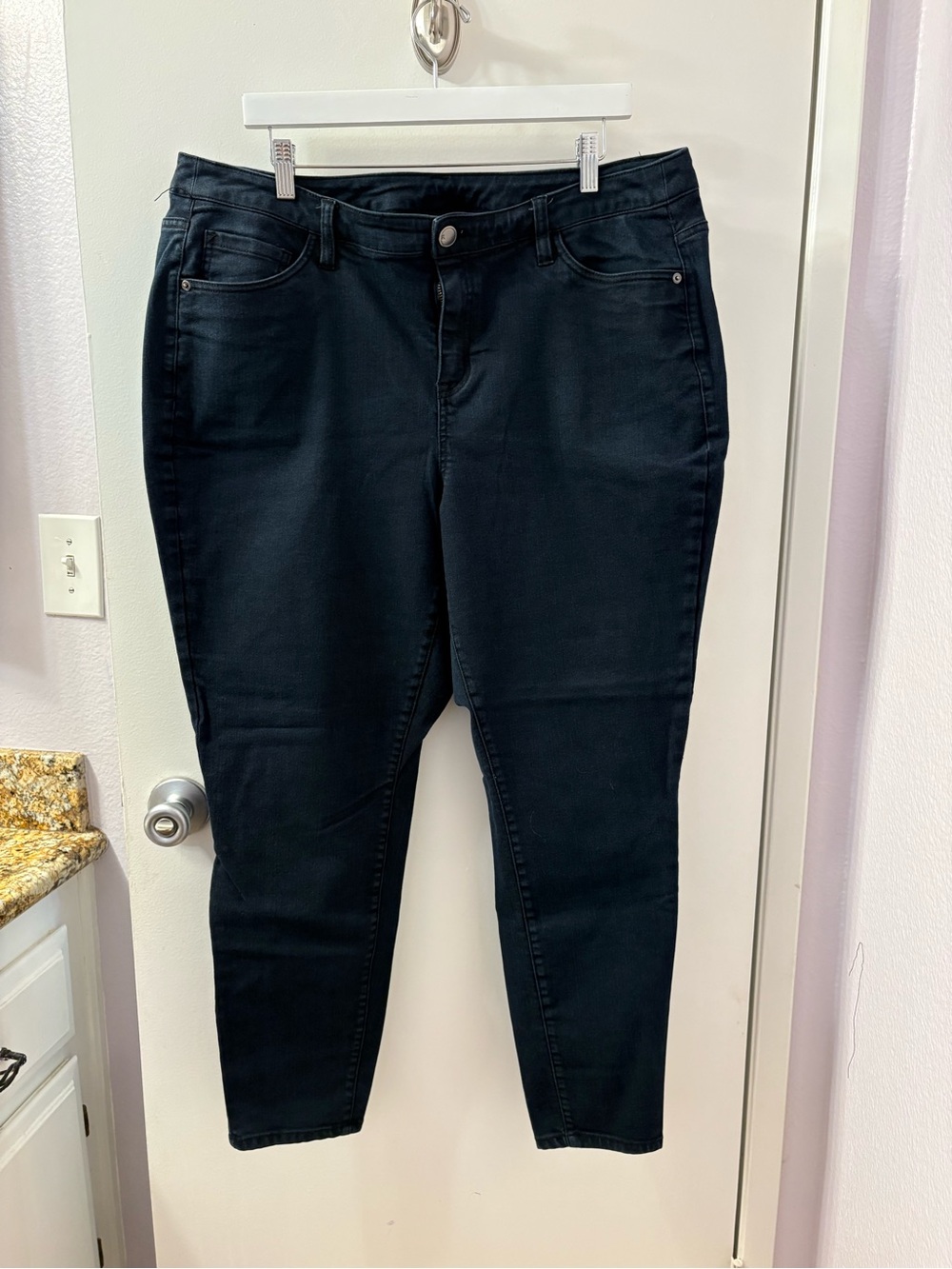 Lane Bryant Black Skinny Jeans - Pull-On Stretch Size 20